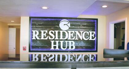 Residence Hub Inn & Suites