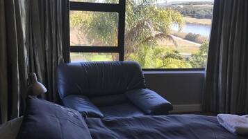 2 bedrooms, internet