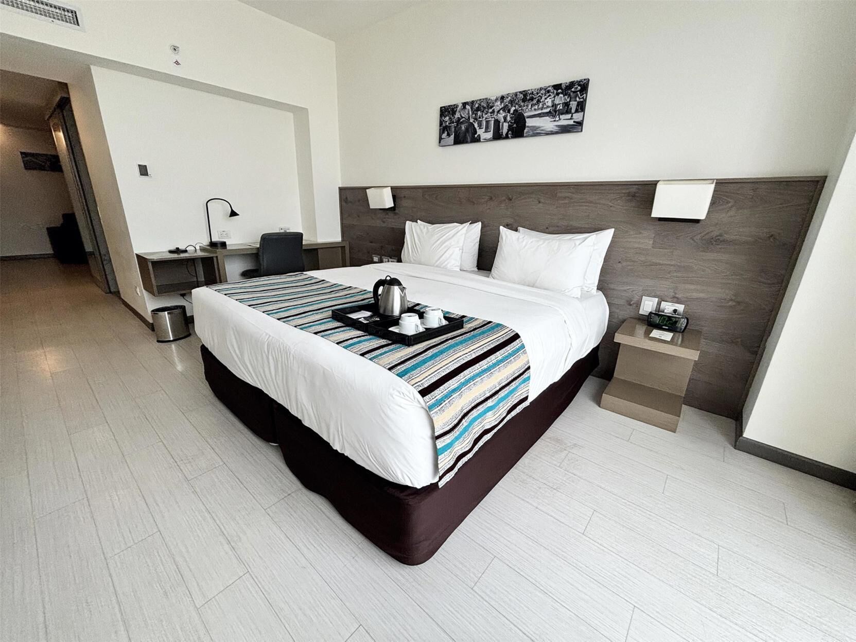 1 slaapkamer, donzen dekbedden, een minibar, een kluis op de kamer