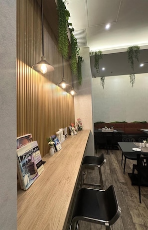 Petit déjeuner anglais compris tous les jours