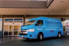 Shuttle zum Einkaufszentrum