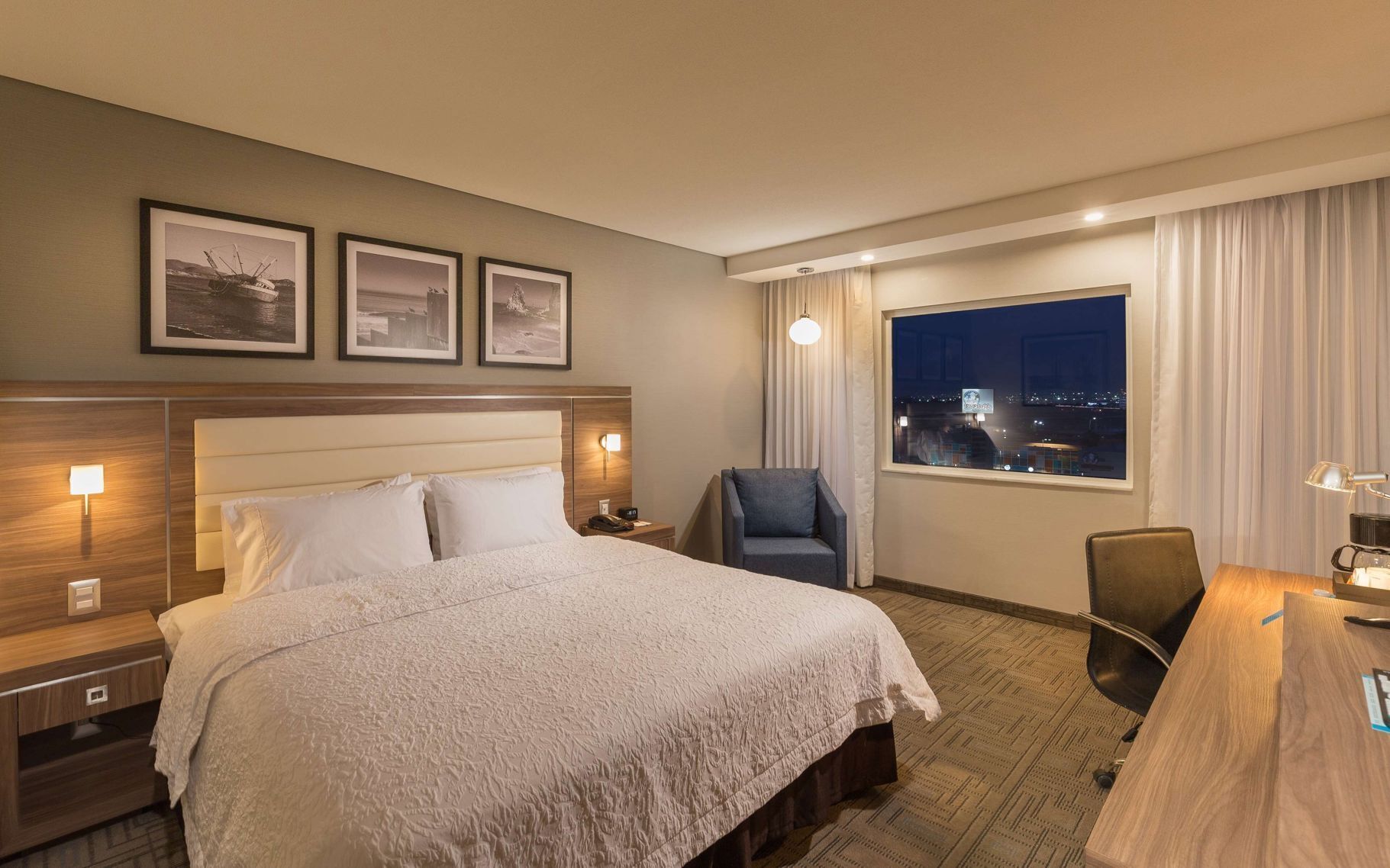 Ropa de cama de alta calidad, cubrecamas y colchones con pillow-top 