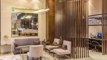 Sala de estar en el lobby
