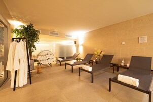 Sauna, steam room, deep-tissue massages, Swedish massages, facials