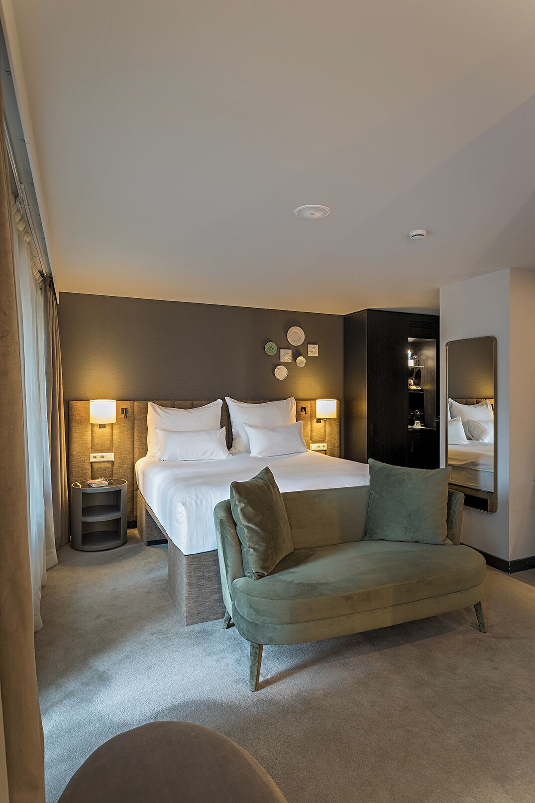 deluxe room | 1 bedroom, premium bedding, in-room safe, individually decorated