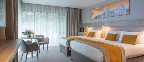 高級寢具、房內夾萬、隔音、熨斗/熨衫板