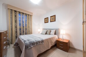 2 bedrooms, iron/ironing board, WiFi, bed sheets - CANTERAS BEACH APARTMENT. CLOSE TO LAS CANTERAS BEACH (Las Palmas de Gran Canaria)