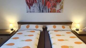 1 soverom, strykejern/-brett, wi-fi (inkludert) og sengetøy