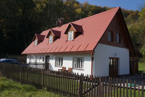 Luxury holiday home Czech Republic Sauna WiFi, close to Spindleruv Mlyn and Janske Lazne