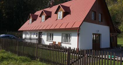 Luxury holiday home Czech Republic Sauna WiFi, close to Spindleruv Mlyn and Janske Lazne