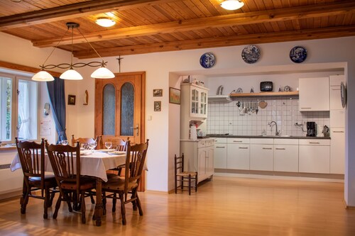 Luxury holiday home Czech Republic Sauna WiFi, close to Spindleruv Mlyn and Janske Lazne