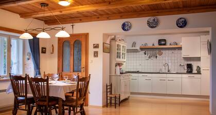Luxury holiday home Czech Republic Sauna WiFi, close to Spindleruv Mlyn and Janske Lazne