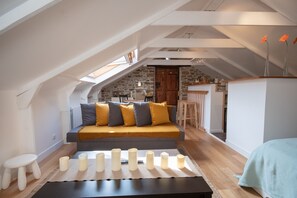 1 bedroom, desk, iron/ironing board, free WiFi - An apartment between Sea and Town (Paimpol)