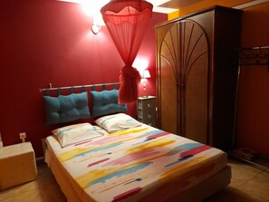 1 Schlafzimmer, Bügeleisen/Bügelbrett, kostenloses WLAN, Bettwäsche