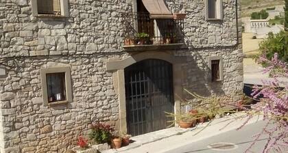 Comfy stone house with views on Trail of Cisters 110km Barcelona