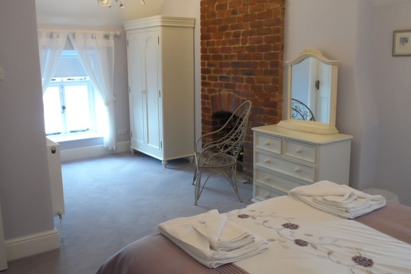 Master bedroom 2