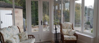 Luxury Cottage with spectacular rural views, private garden, sunroom and terrace