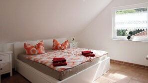 2 bedrooms, iron/ironing board, free WiFi, bed sheets - Recreation in nature and close to the capital Berlin (Bestensee)