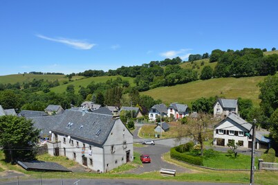 Comfortable cottages in Auvergne 4-6 people