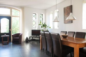 Dining - Completely renovated former coach house of villa “Hoeve Ceres” from 1898 (Nieuwolda)