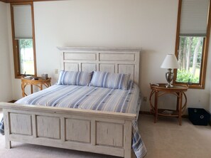 4 chambres, fer et planche à repasser, lit parapluie, Wi-Fi gratuit