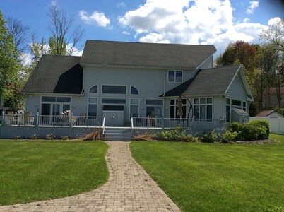 Create your family memories at our nautical lakeside home!