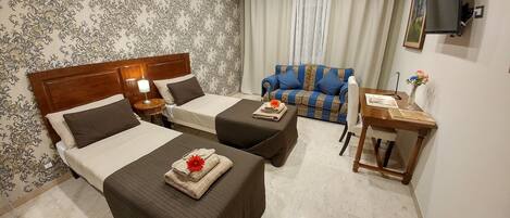 3 bedrooms, desk, soundproofing, iron/ironing board