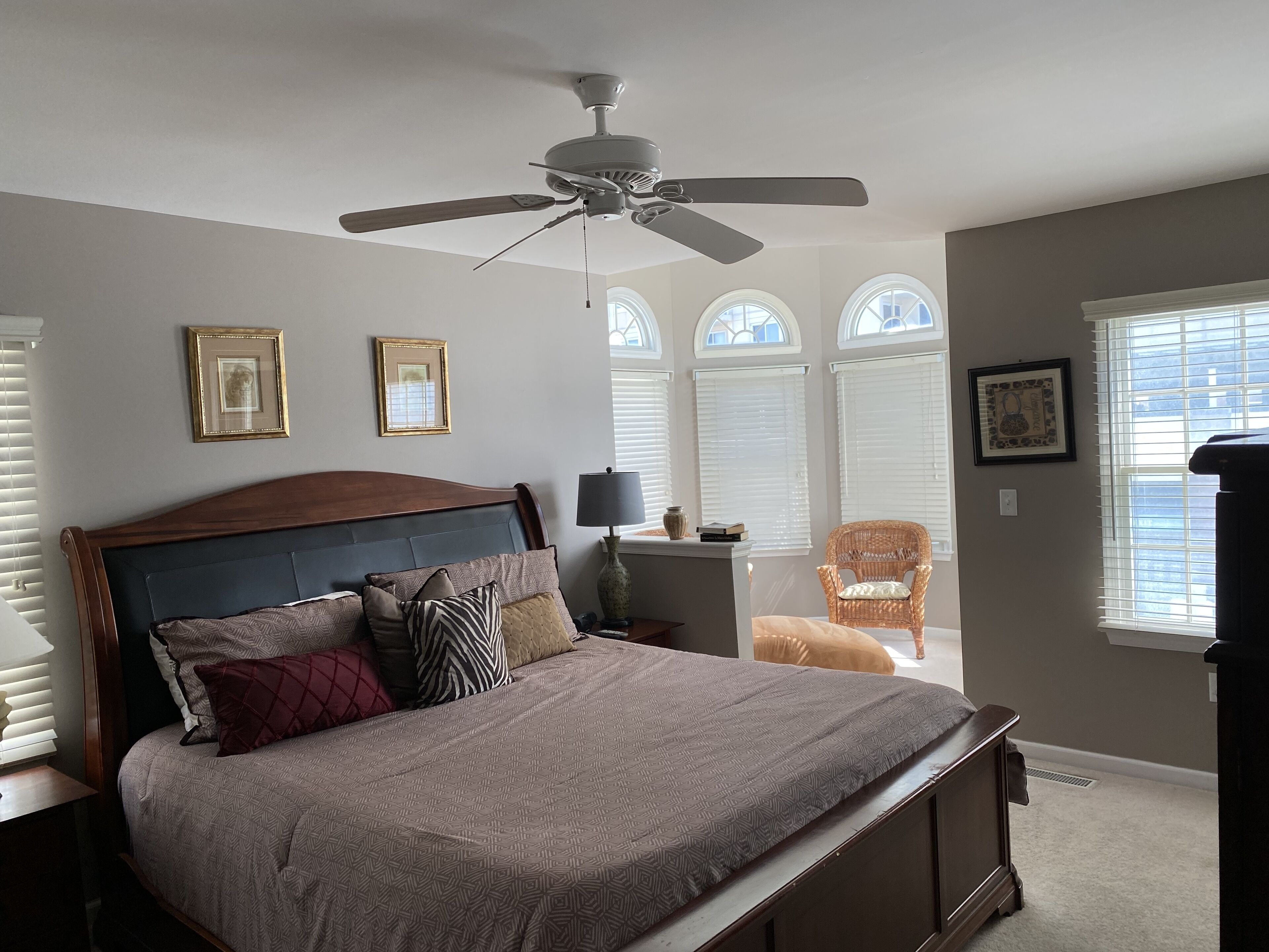 3 bedrooms, iron/ironing board, free WiFi, bed sheets