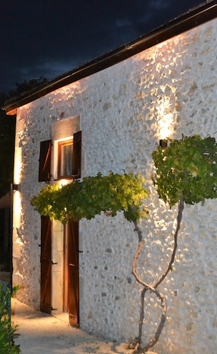 Cottage in the heart of Périgord near Brantôme, Angoulême, Périgueux 