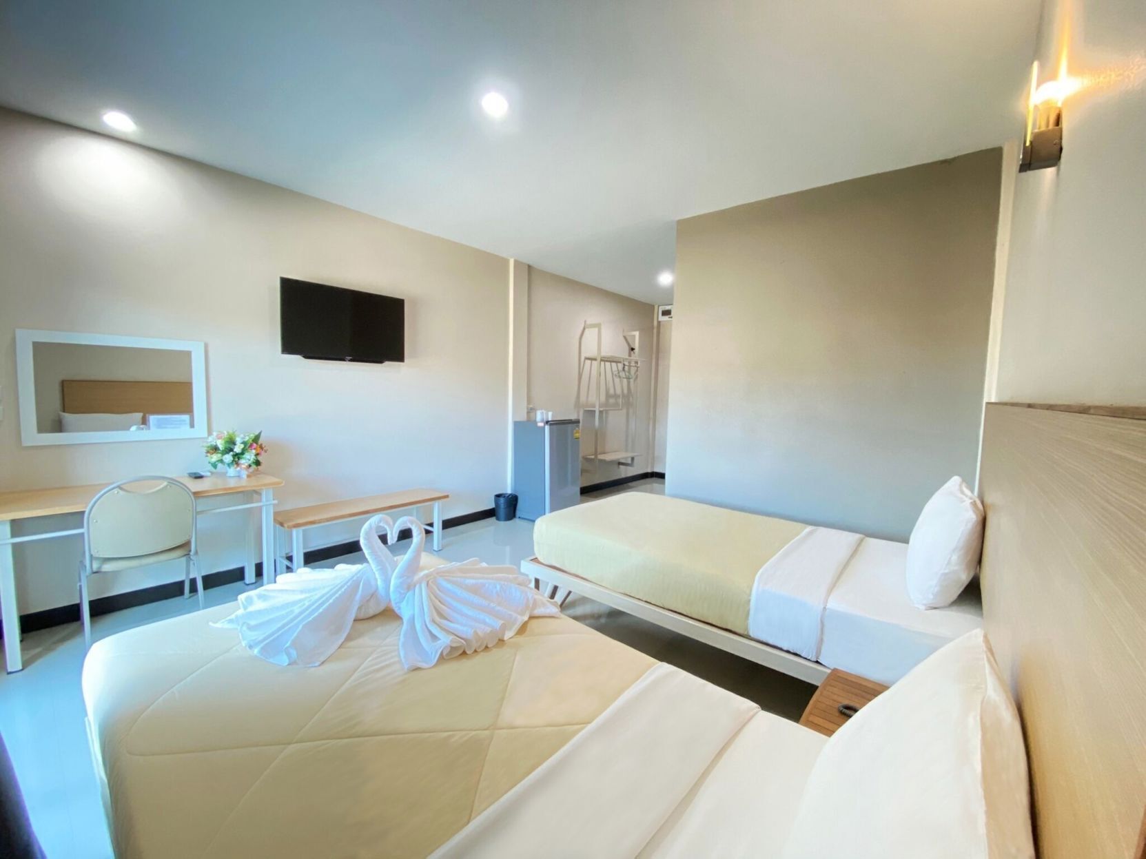 Desk, blackout drapes, free WiFi, bed sheets