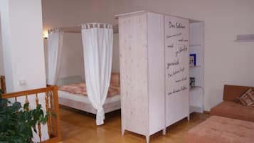 1 makuuhuone, silitysrauta/-lauta, vauvan matkasÀnky, ilmainen Wi-Fi