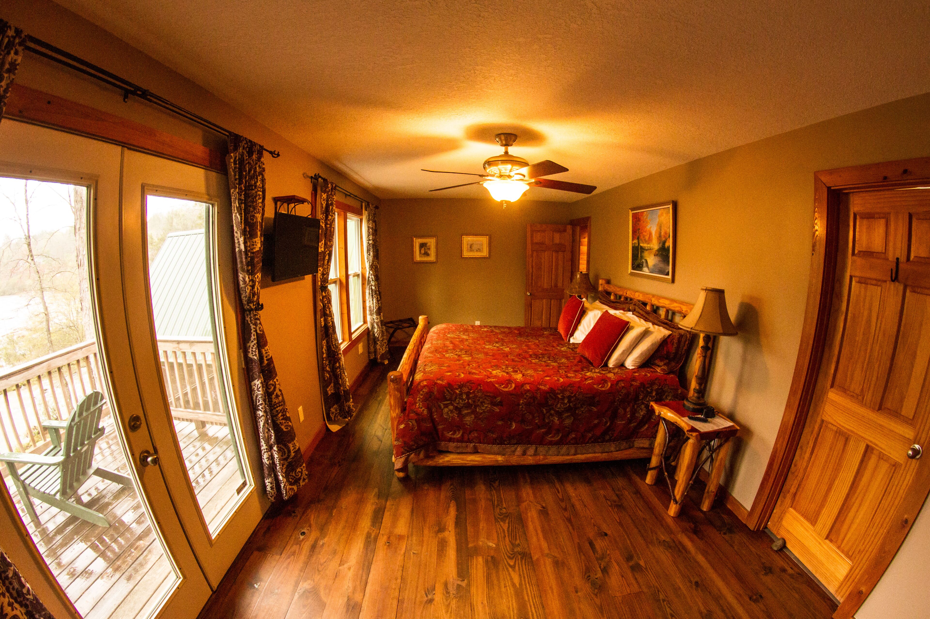 2 slaapkamers, een strijkplank/strijkijzer, gratis wifi, beddengoed