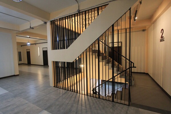 Staircase - Nangrong Hotel (Nang Rong)