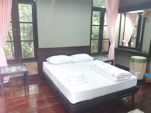 Bungalow | Minibaari, työpöytä, pimennysverhot, ilmainen Wi-Fi