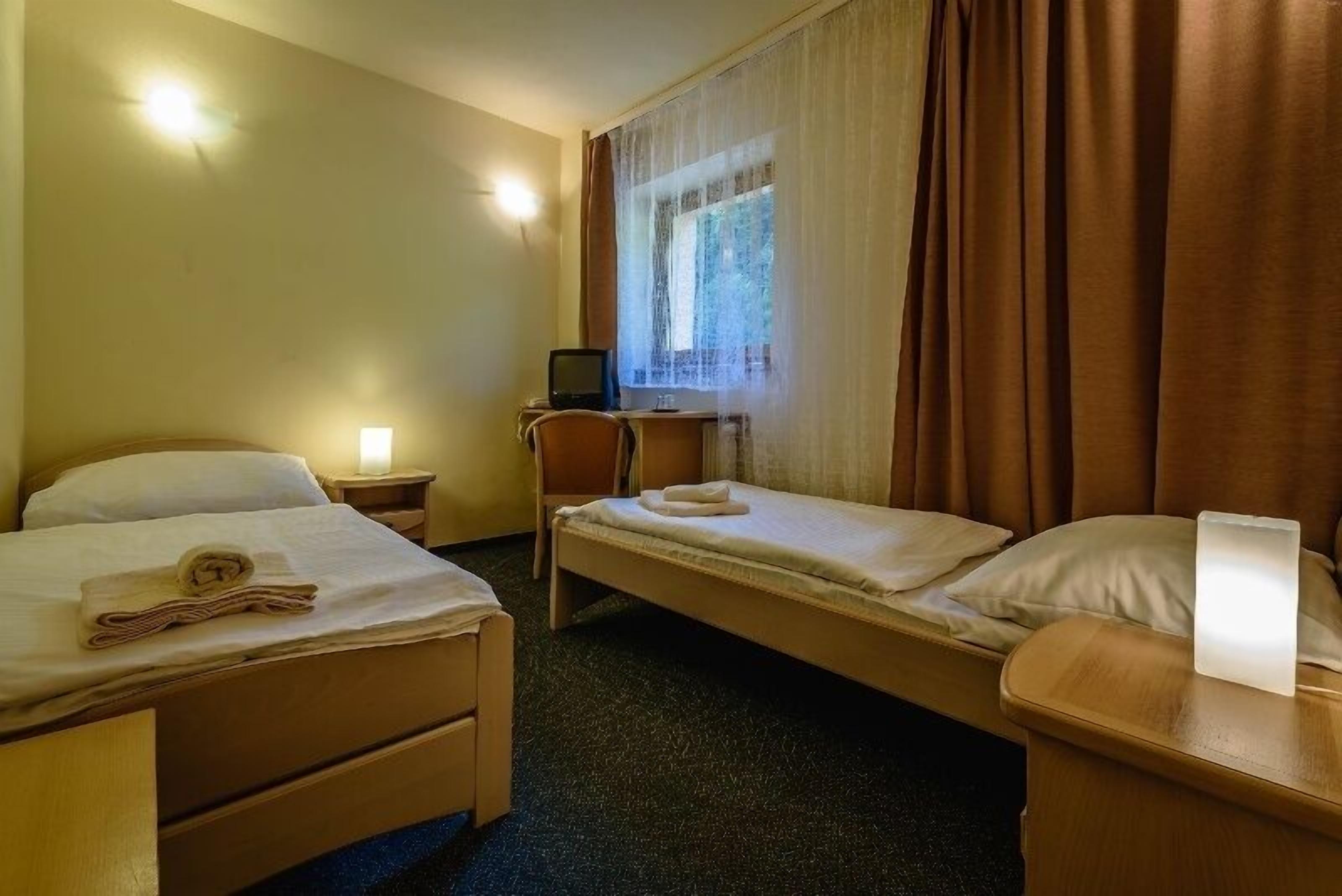 standard double room | in-room safe, blackout curtains, iron/ironing board, free wired internet