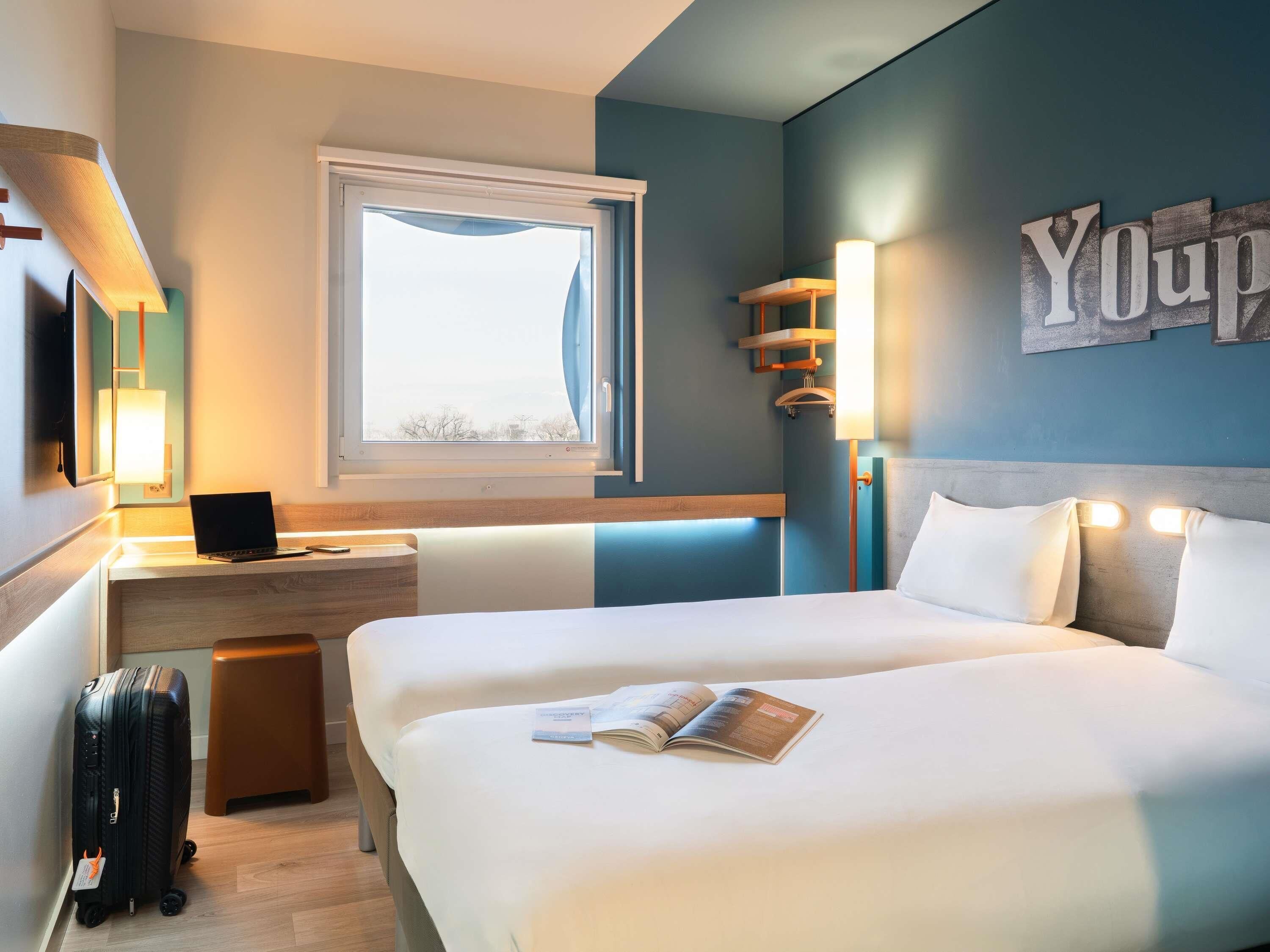 Chambre, 2 lits une place