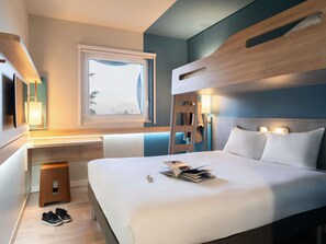 Room, Multiple Beds | Desk, blackout curtains, soundproofing, free cots/infant beds