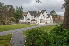 Garden - Stronachlachar Lodge (Stirling)