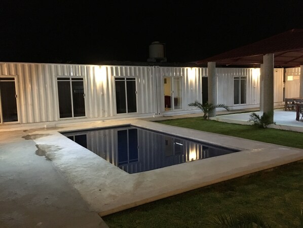 Pool - Bunker Rooms 12 habitaciones- 12 Rooms at Cuernavaca & Temixco, Morelos, Mexico (Cuernavaca)