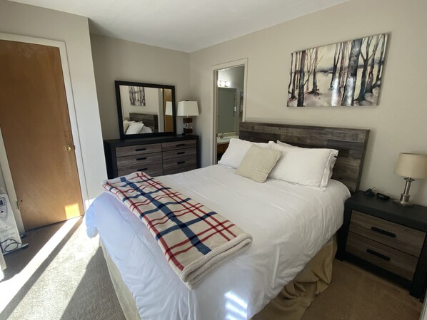 1 Schlafzimmer, Reisekinderbett, WLAN, Bettwäsche