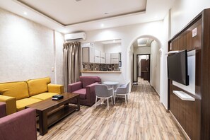 Apartment, 1 Schlafzimmer, Küche | Wohnzimmer