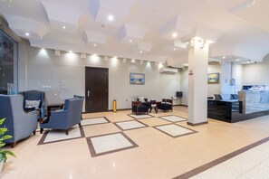 Lobby sitting area - Taleen Durrat Al Nakhil (Riyadh)