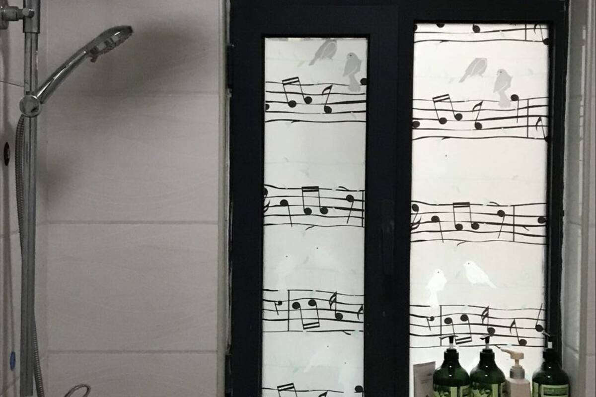 Bathroom shower