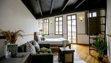 Deluxe Suite, Balcony | Free WiFi, bed sheets