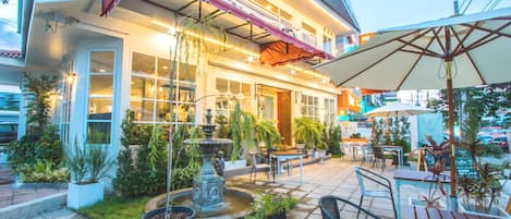 Front of property - evening/night