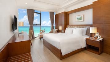 Minibar, in-room safe, desk, blackout drapes