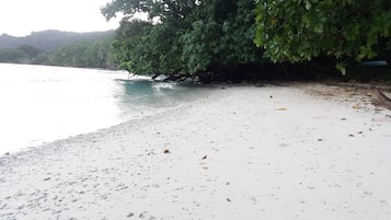 Na praia