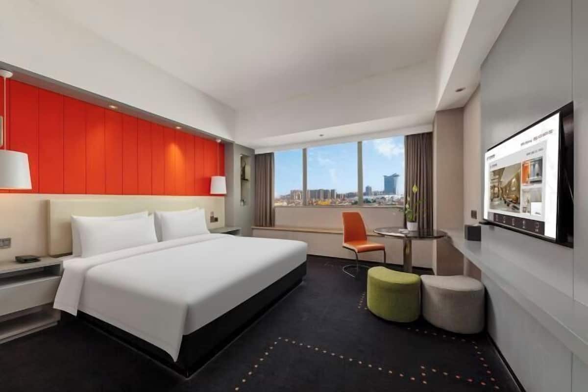 Minibar, in-room safe, desk, blackout curtains