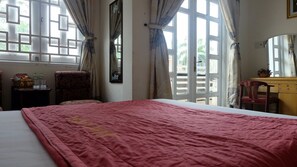 Triple Room | Minibar, free WiFi - Kim Long Hotel (Da Nang)