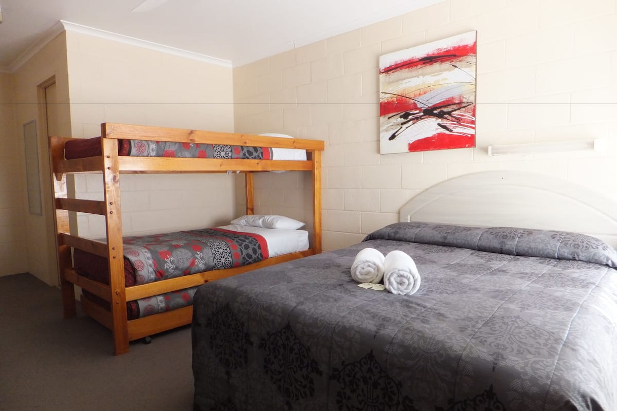 Chambre de base, Plusieurs lits | AccĂšs au Wi-Fi (inclus)